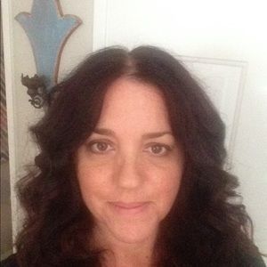 Meet your Posher, Michele